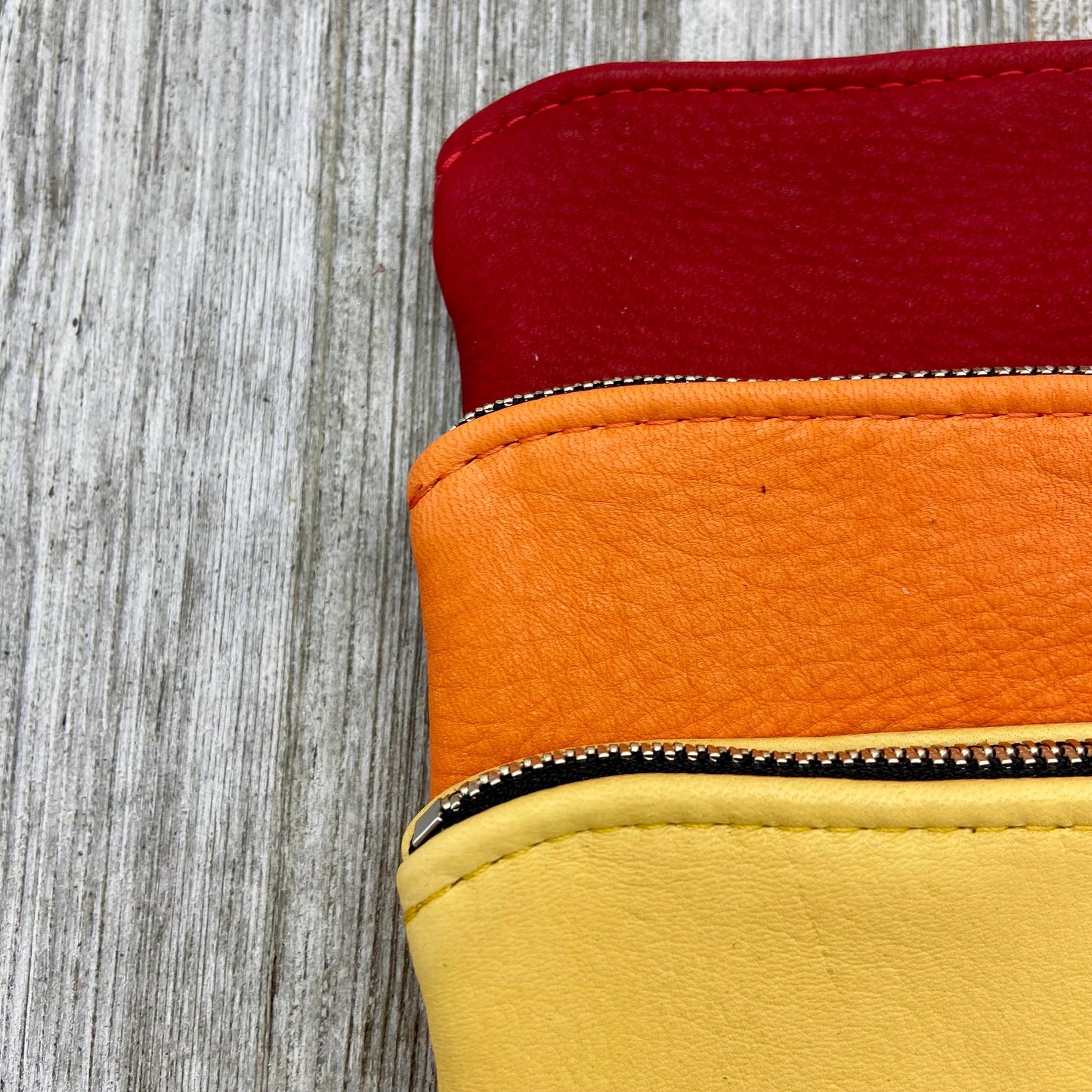Medium Colorful Deerskin Pouch – 4.8" Zipper