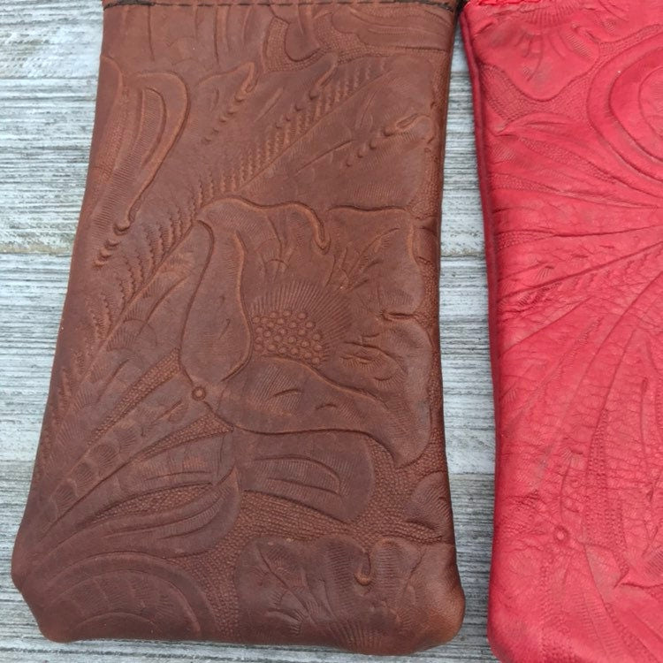 Medium Oval Leather Zipper Pouch (4.8" zipper)