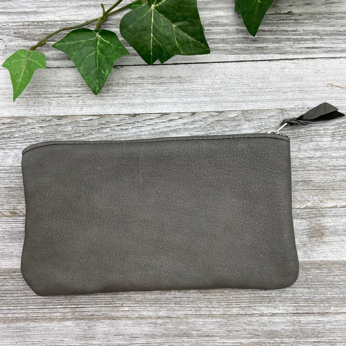 XXL Deer Skin Pouch (10" zipper)