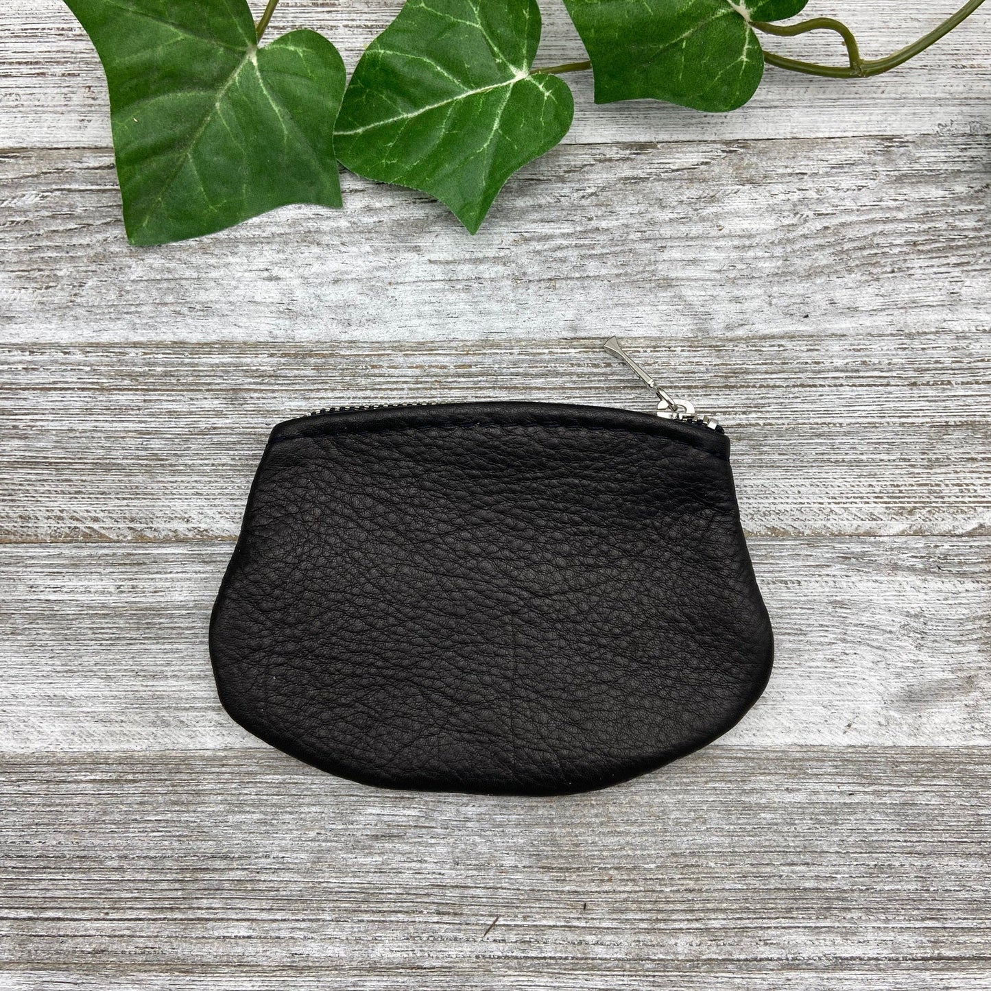 Small Oval Leather Zipper Pouch (4" zipper)