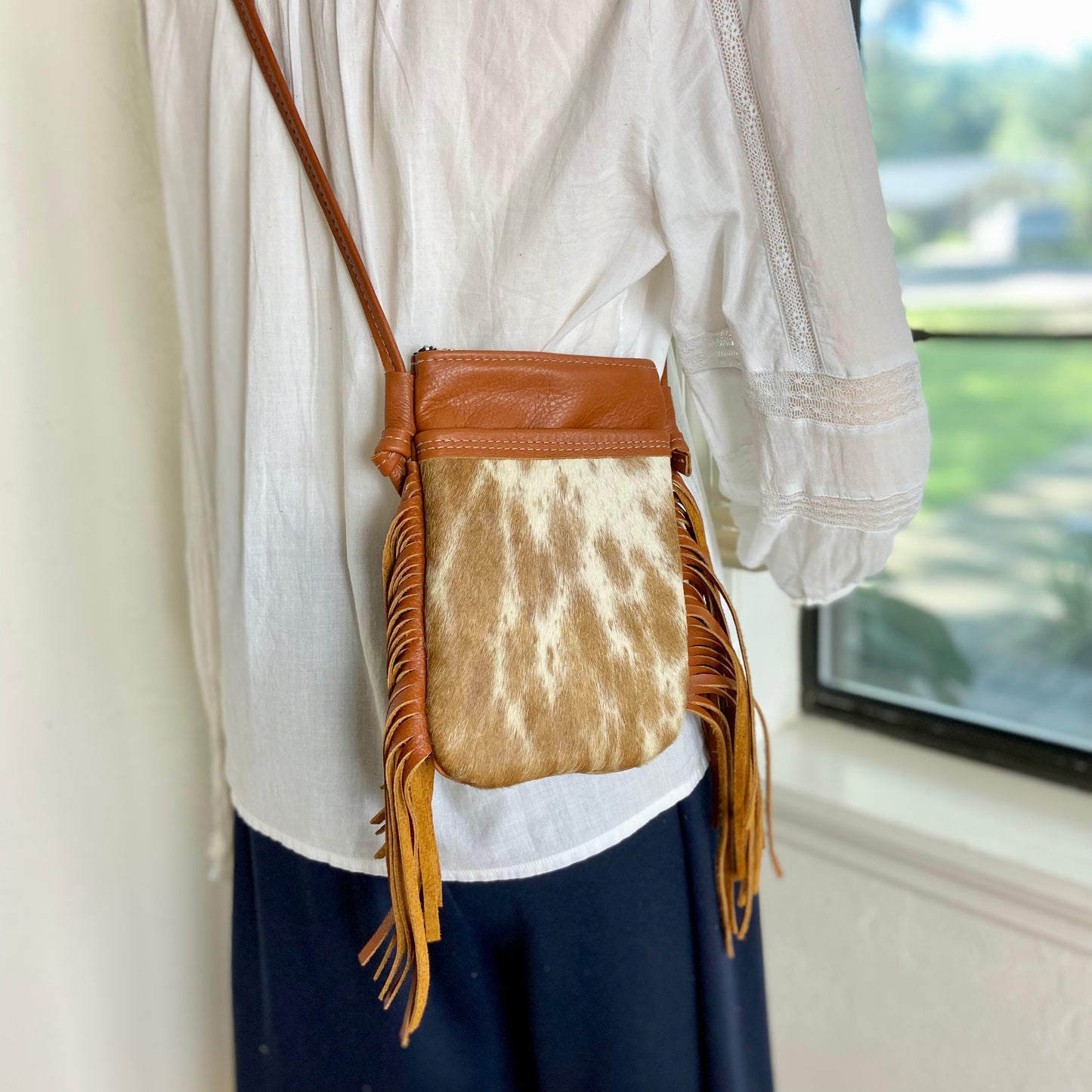 Helena w/ Fringe & Furr -Small Shouler Bag
