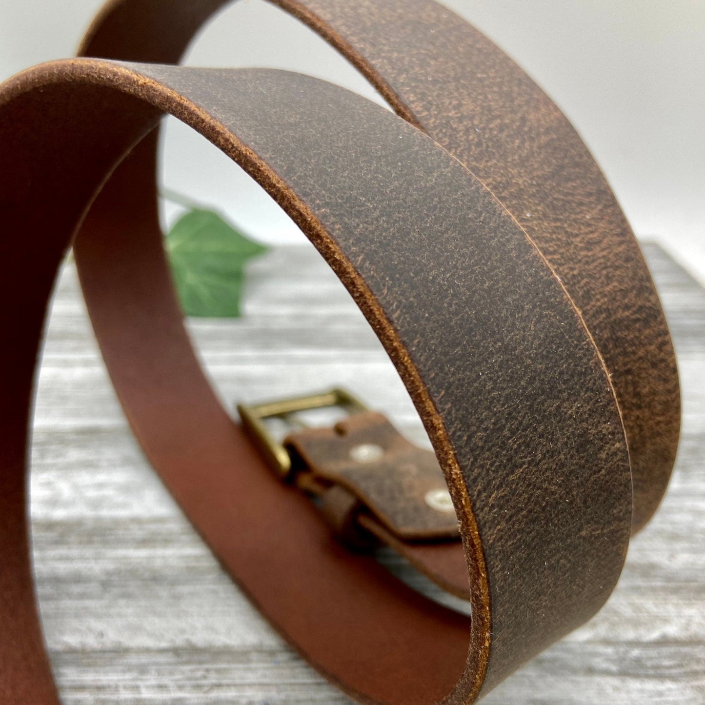 Vintage Distressed Dk.Brown Leather Belt (1 1/2")