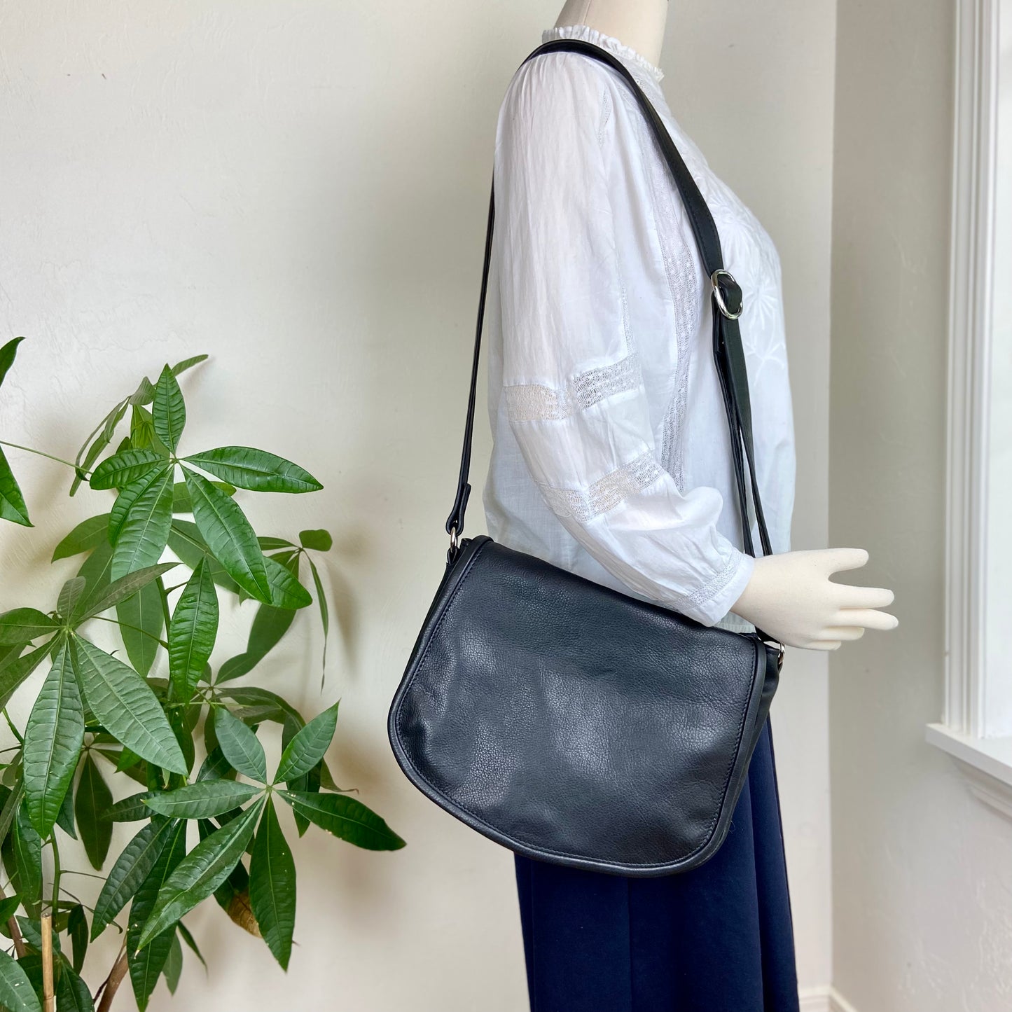 Stella - Classic Shoulder Bag