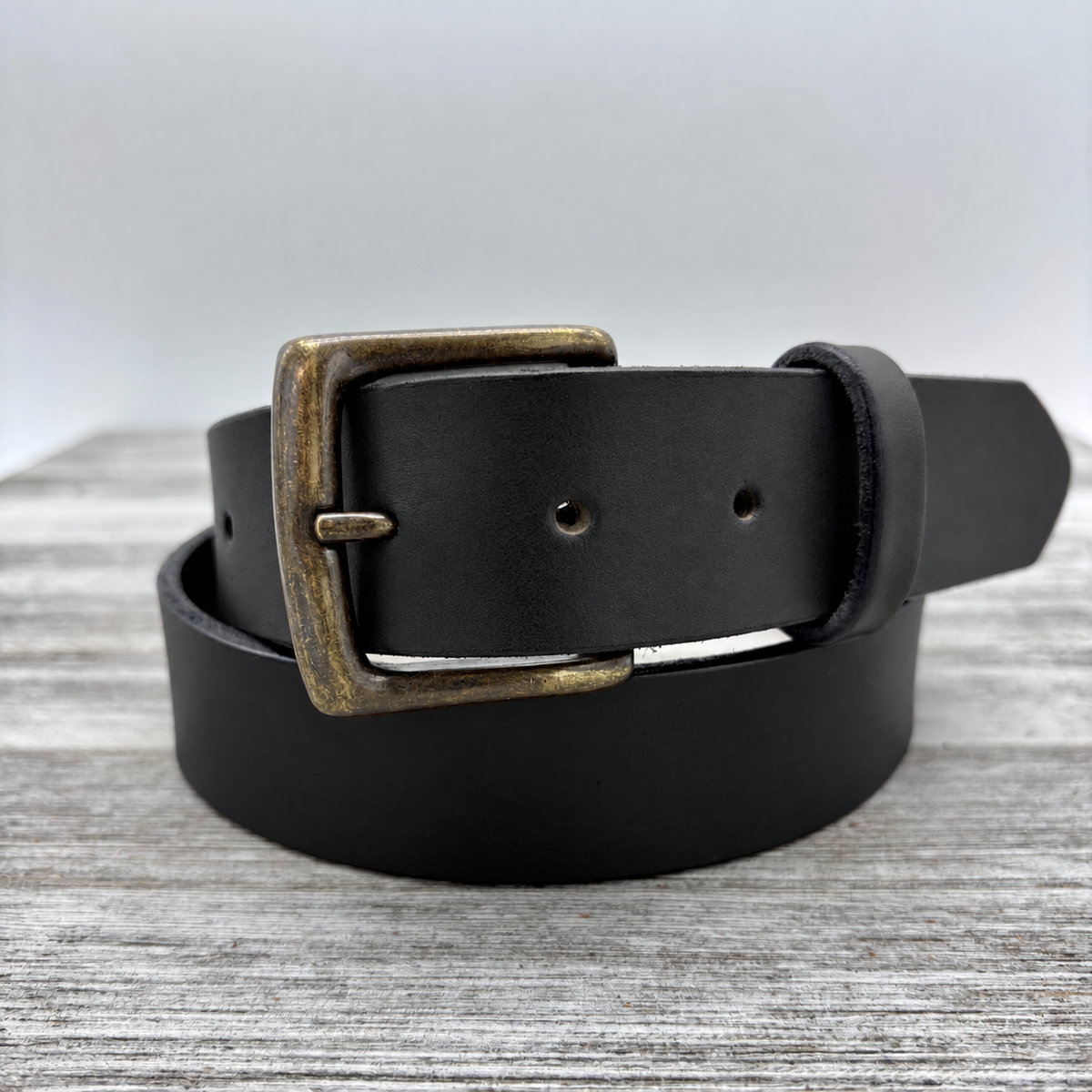 American Bridle Leather Belt – Black – 1-1/2" – Antique Brass Buckle | Handmade in USA