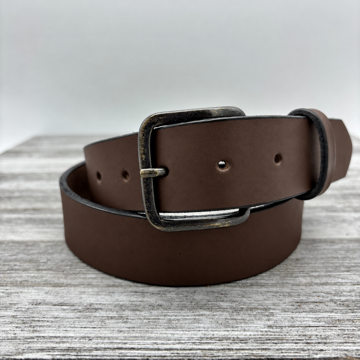 American Bridle Leather Belt – Dark Brown – 1-1/2" – Antique Brass Buckle | Handmade in USA
