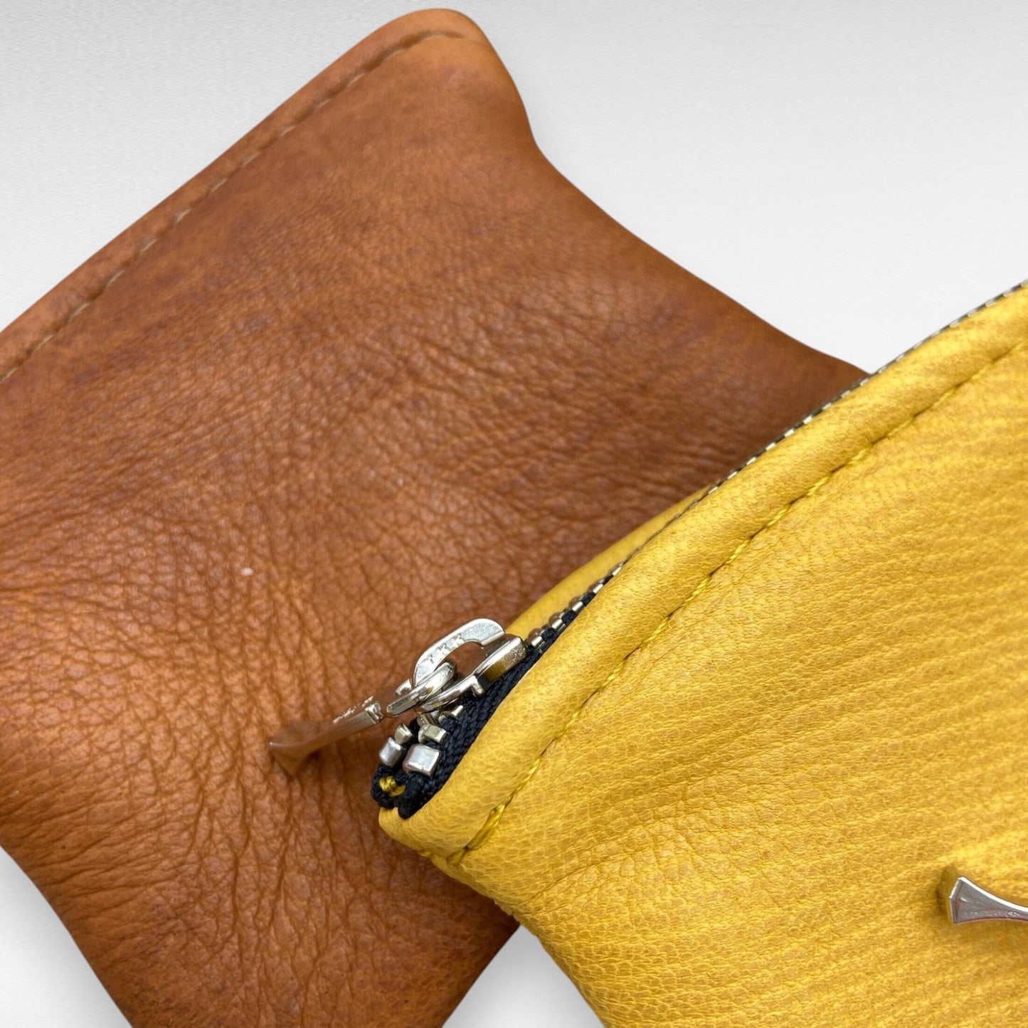 Extra Small Deer Skin Pouch – 4" Zipper