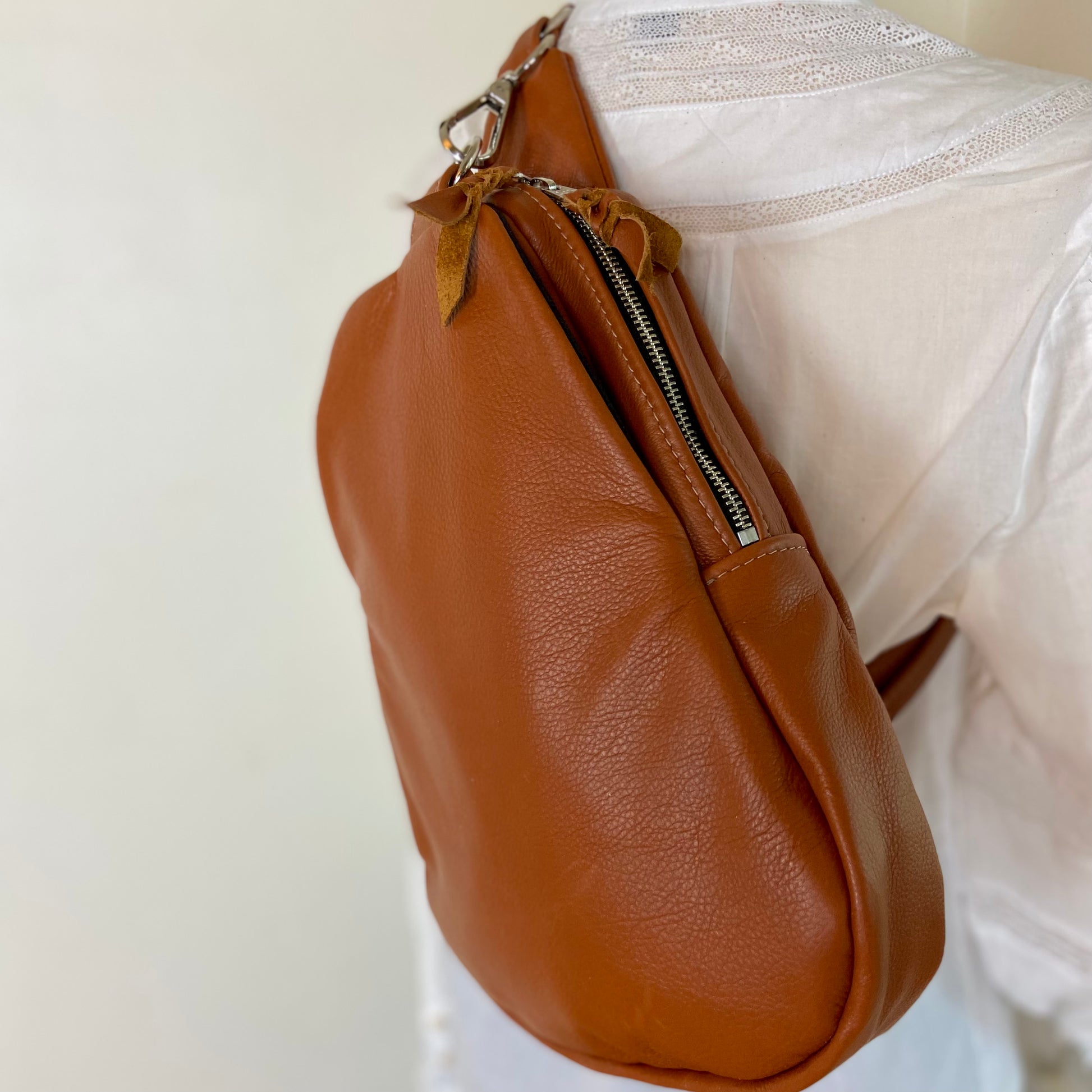 Lennon ~ Sling Backpack – K.Bellum Leather
