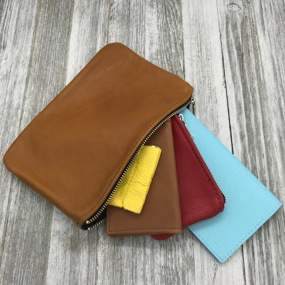 Small Leather Zipper Pouch