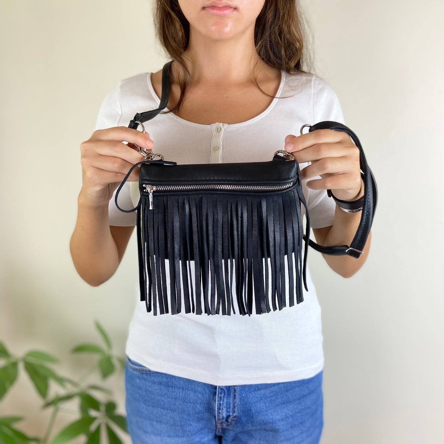 Jett - Small Fringe Bag